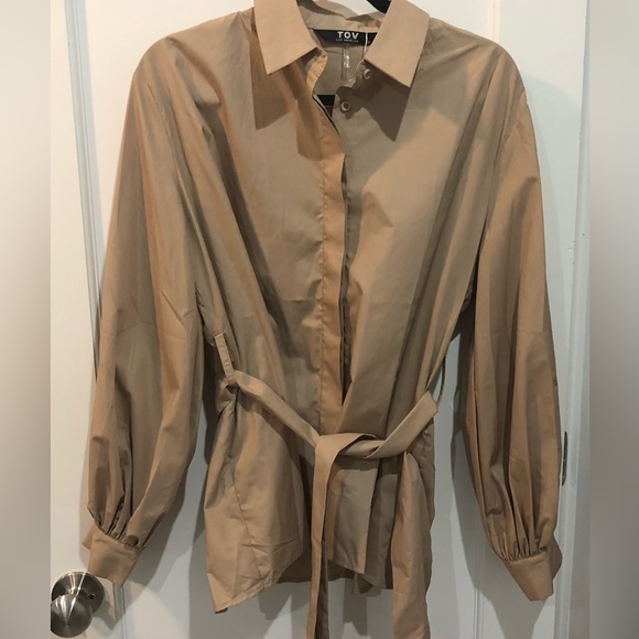 Tov Los Angeles Button Down Pleated Sleeve Beige Belted Shirt - Picture 4 of 6
